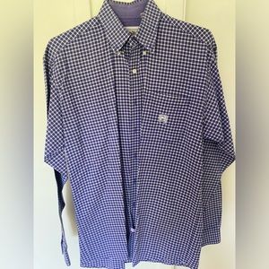 Cinch long sleeve collared shirt in size M